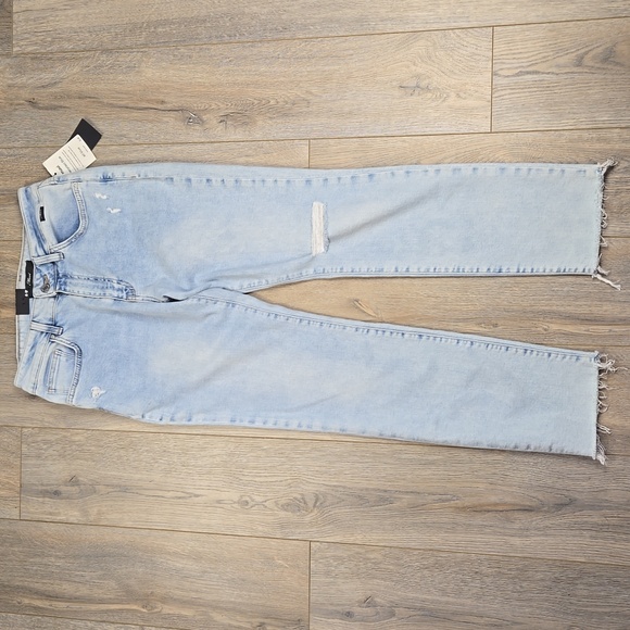 Mavi light wash Viola high rise slim straight leg cropped jeans size 27/29, NWT - Picture 3 of 15